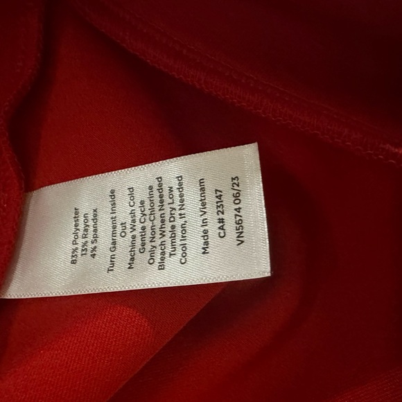 Talbots PLEATED BACK MODERN SCUBA PULLOVER NWT Red Size 2X - Picture 8 of 12